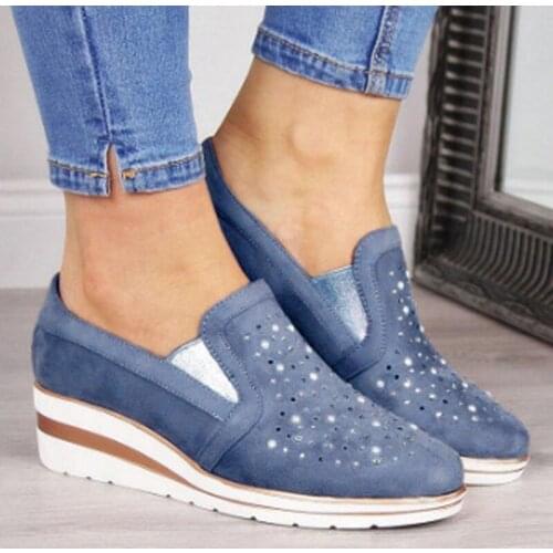Cow Suede Bling Autumn Shoes Woman Hot Wedges Shoes For Women Fashion Slip-On Round Toe Casual Flat Shoes Comfortable Flats