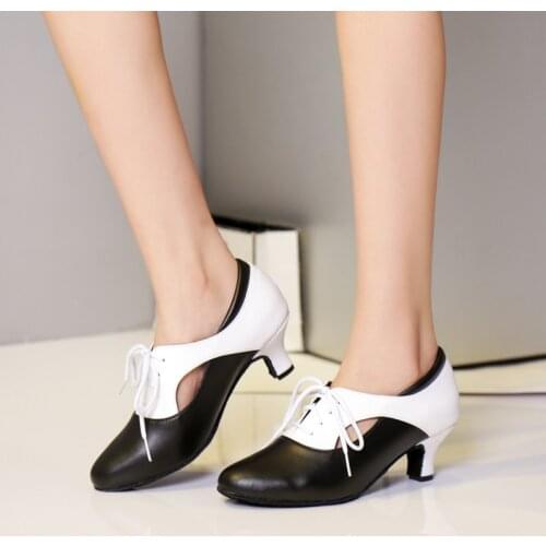 Women Latin Dance Shoes Jazz Adult Ballroom Salsa Dancing Shoes Black White Teachers Training Modern Tango Dance Sneakers L416