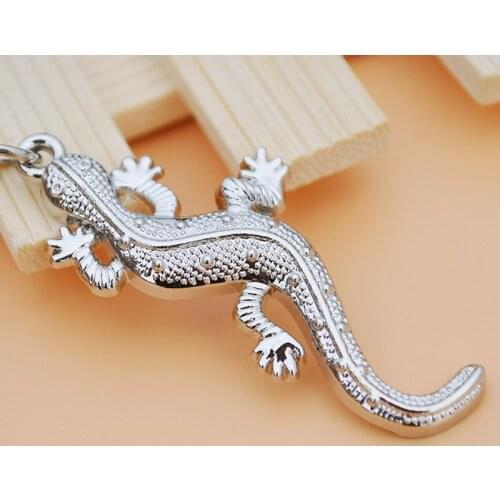 Creative metal gecko Key Chains Rings Metal Holder For Car Keyrings KeyChains For Man Women High Quality Gift
