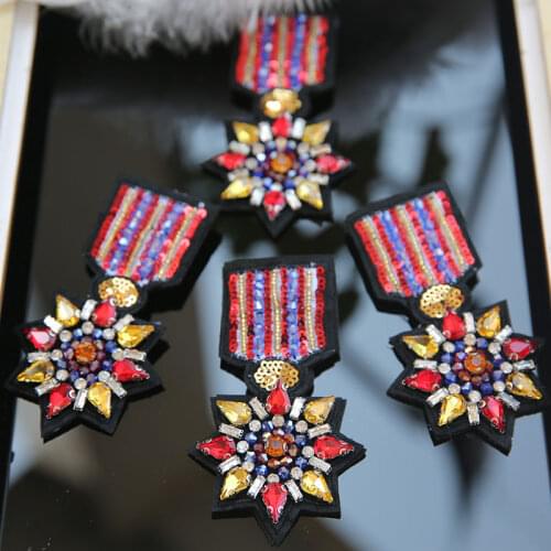 Handmade Rhineston beaded Patches Medal Sew on sequined pearl patch for clothing beading Applique