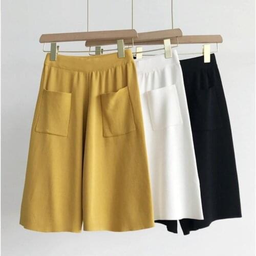 Fashion 2021 Summer Korean Style Wide Leg Capris Women Short Pants Elastic High Waist White Black Yellow Shorts Female Y459