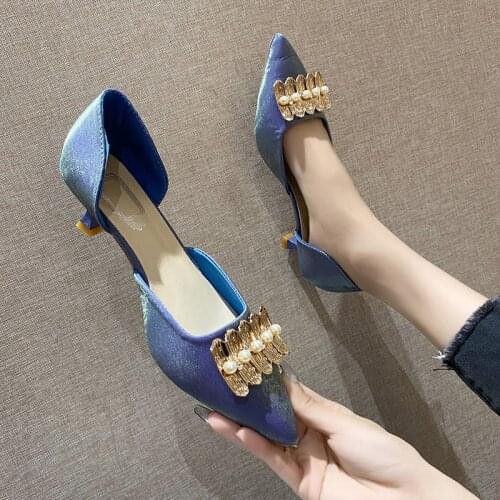 Pointed Shallow Mouth All-Match Womens Shoes Spring And Summer New Fashion Metal Decorative Mid-Heel High Heels
