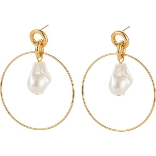Korean Fashion Exaggerated Earrings Personality Creative O-shaped Earrings Temperament Wild Baroque Shaped Pearl Earrings Women