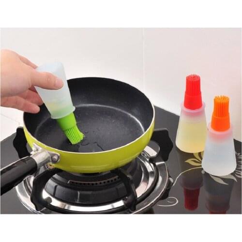 1pcs Basting Brush Pastry Oil Brush Portable Silicone Oil Bottle With Brush Kitchen Honey Oil Barbecue Gadgets Baking BBQ Tools