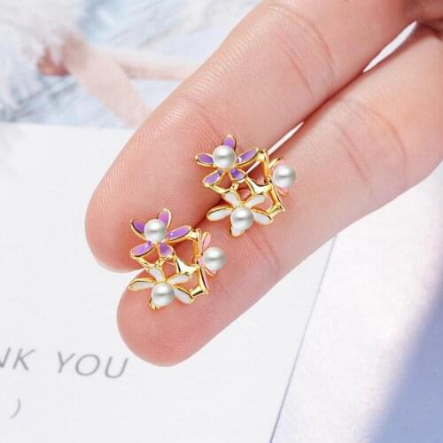 Flowers Epoxy resin Stud Earrings Simulated-Pearl Korean Style OL Sweet Female Earrings Fashion Party Jewelry Gifts for Women
