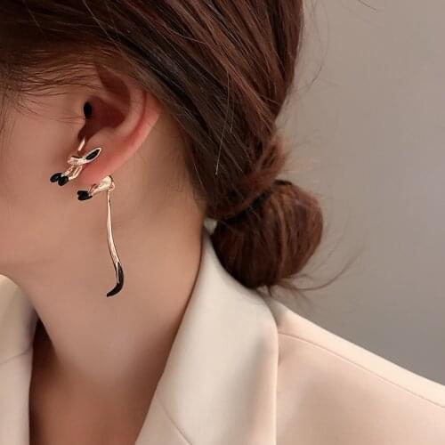 DREJEW Stud Earrings