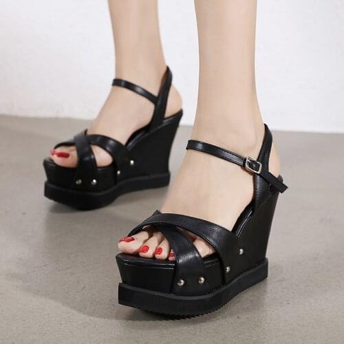 Womens Peep Toe Summer Wedges Sandals Ladies Open Toes Platform heels Rivet Buckle Causal Shoes sandalia feminina Plus Size 41