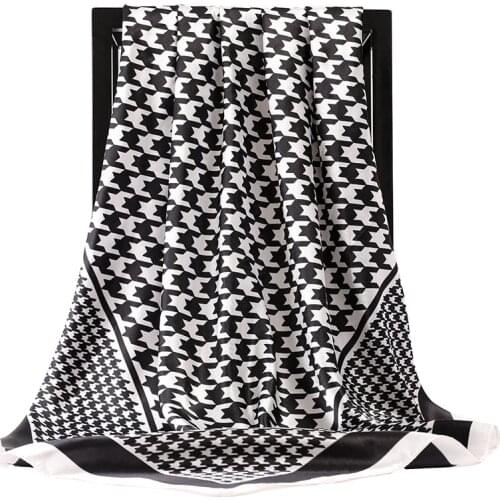 2021 Popular Lattice Beach Handkerchief Female Dustproof Square Kerchief Summer Print Silk Scarves New Sunscreen 90X90CM Shawls