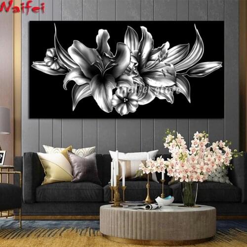 Diamond Embroidery Lily Flower On Black Background 5D DIY Diamond Painting Cross Stitch Full Square Round Drill Home Decor Gift