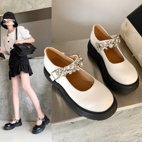 Tomu Bowen Leather Pumps