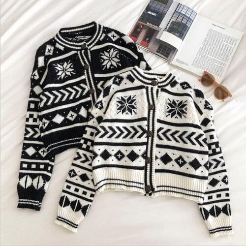 Korean Patchwork White Black Sweater Jacquard Long Sleeve Crop Top Women Crewneck Cardiagn Autumn Winter 2020 Vintage Clothes