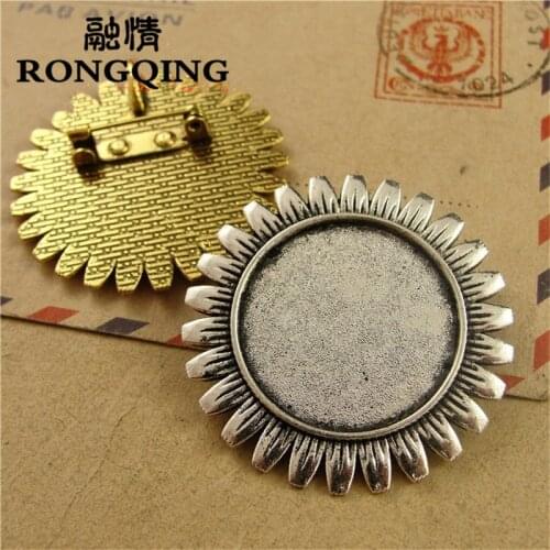 RONGQING Antique Gold Helianthus 25mm Chrysanthemum Cabochon Pendant Jewelry Blank Charms 20pcs/lot