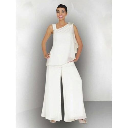 Elegant Women Mother Of The Bride Groom Pant Suit Ruched Crystal Plus Size White Chiffon Formal Wedding Guest Dress 2 Piece