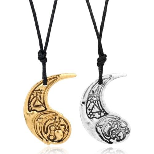 MQCHUN Movie Jewelry Rose and Paige Tico Necklace The Last Jedi Crescent Pendant Moon Shape Leather Rope Necklace-30