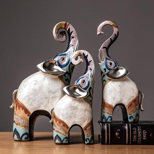 African Elephant Sculpture Resin Animal Crafts European Decor Feng Shui Decoration Sculpture Abstract Living Room Decor Gifts