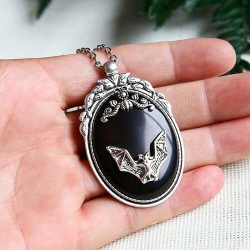 Gothic Vampire Bat Necklace, Witch Necklace,Halloween Rock,Gothic Victorian Silver Framed Bat Cameo Necklace,gift For Bat Lover