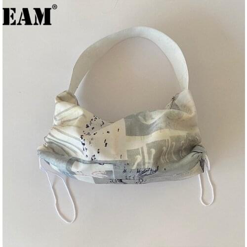 [EAM] Women New Canvas Drawstring Print Large Capacity Personality All-match Crossbody Shoulder Bag Fashion Tide 2021 18A1062