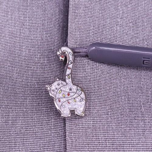 Cute glitter cat brooch cocked tail cat badge creative Christmas tree pins animal art jewelry