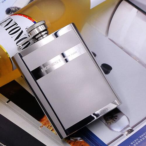 Portable Stainless Steel Hip Flask Personalized Outdoor Thickened Hip Flask White Wine Bottle Petaca Pulsera Home Garden EF50HF