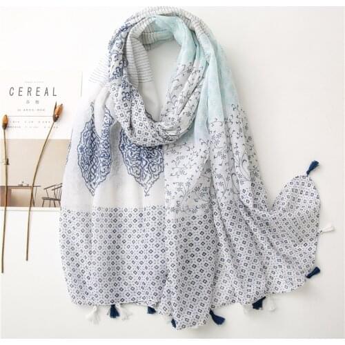 Spring Fashion Bohemian Floral Tassel Viscose Shawl Scarf Lady High Quality Neckerchief Wrap Soft Foulards Muslim Hijab 180*90Cm