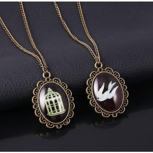 Game BioShock Infinite Necklace Retro White Dove Bird Cage Pendant Necklace For Women Choker Jewelry Cosplay Accessories