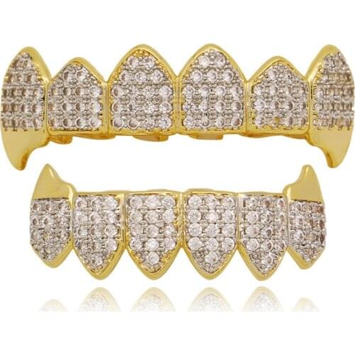 Hip Hop Iced Out Teeth Grillz Micro Pave Cubic Zircon Top&Bottom Vampire Fangs Teeth Grills Set Halloween Gift