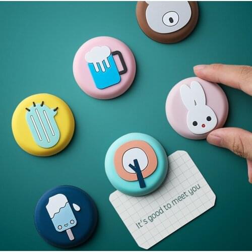 2Pcs/Lot Creative Fridge Magnet Lovely Cartoon Refrigerator Subsidies Ornaments Fridge Sticker Souvenir Home Decor Accessories