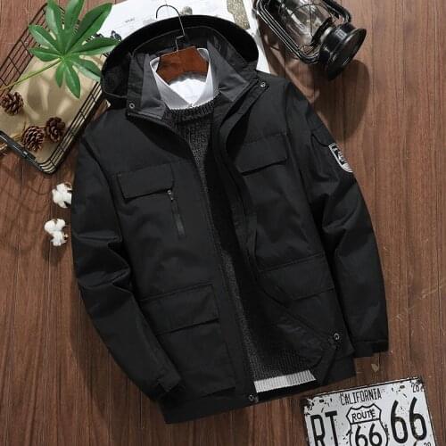 Fashion Spring Autumn Thin Outdoor Jacket Men Windbreaker Jacket 2021 Mens Waterproof Breathable Hiking Coat Camping Outerwear