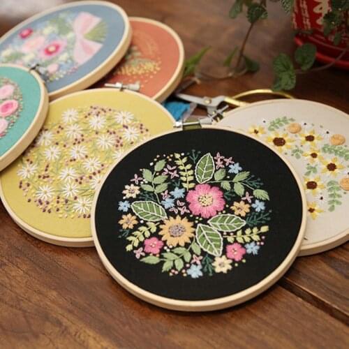 European-style Flowers DIY Embroidery Ribbon Set Cross-stitch Crafts for Beginners Household Hand-stitched Needlework Decoration