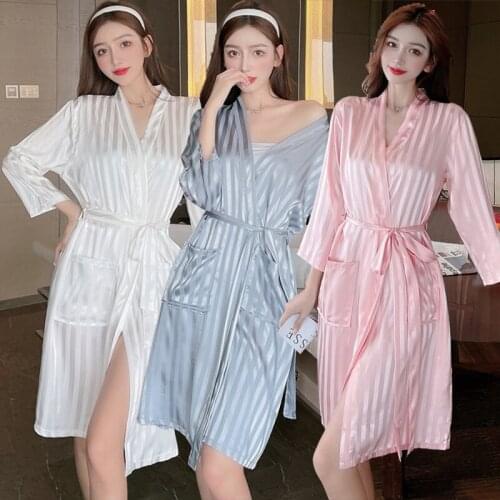 2020 Summer Sexy Long Sleeve Silk Satin Kimono Robes for Women Korean Bathrobe Sleepwear Nightdress Homewear Night Dress Nighty