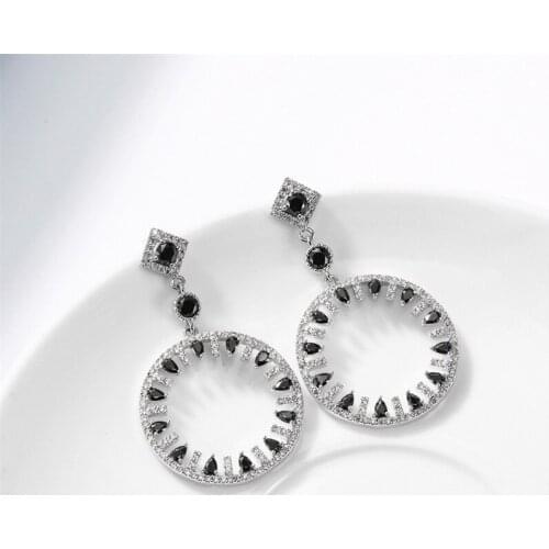 Seefate Dangle Earrings