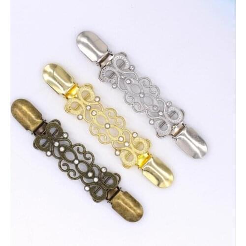 1pcs Rhinestone Buckle Shirt Sweater Collar Duck Clip For Clothes Decoration Metal Buttons Flexible Beaded Pearl Pin Brooch