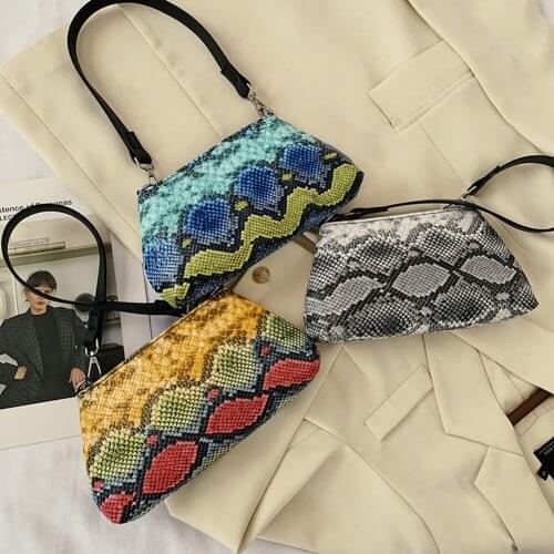 Retro Snake Printed Womens Handbag Casual PU Leather Serpentine Shoulder Underarm Bags Portable Street Travel Shopping Purse