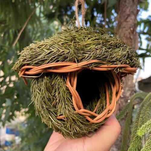 1Pc Outdoor Woven Bird Nest Hanging Bird House Garden Bird Nest Adornment Hanging Parrot Nest Houses Pet Bedroom