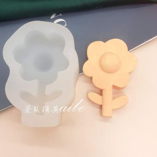 Small flower silicone mold chocolate flip sugar cake decoration baking tool drop glue gypsum mold scented candle gypsum mold