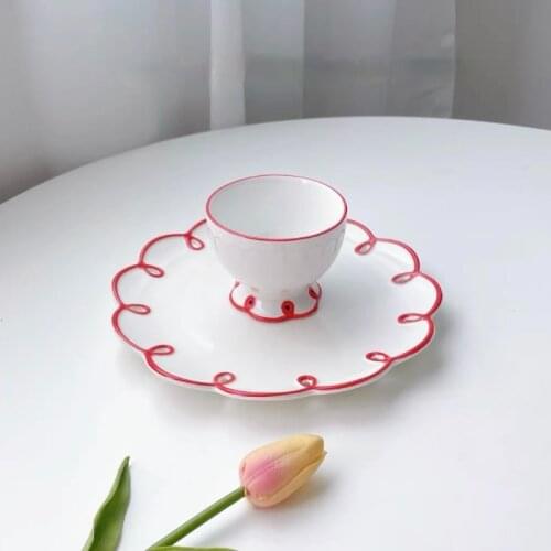 Ceramic Retro Red Edge Flower Shape Dinner Plate Simple Dessert Dish Household Fruit Plates Cake Bread Tray Kitchen Tableware