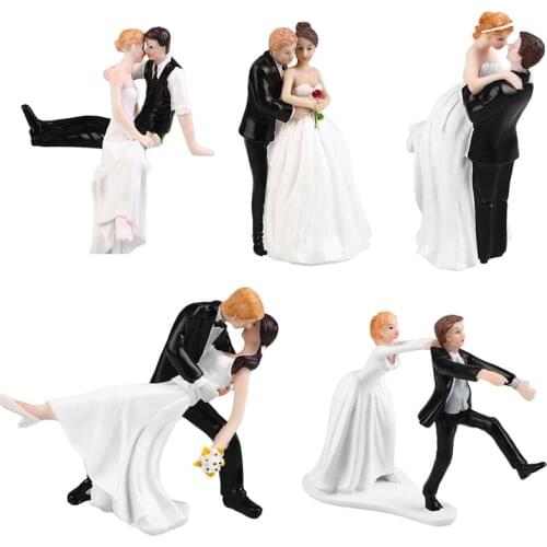 Cake Toppers Dolls Bride and Groom Figurines Funny Lovely Wedding Cake Toppers Stand Topper Decoration Supplies Marry Figurine