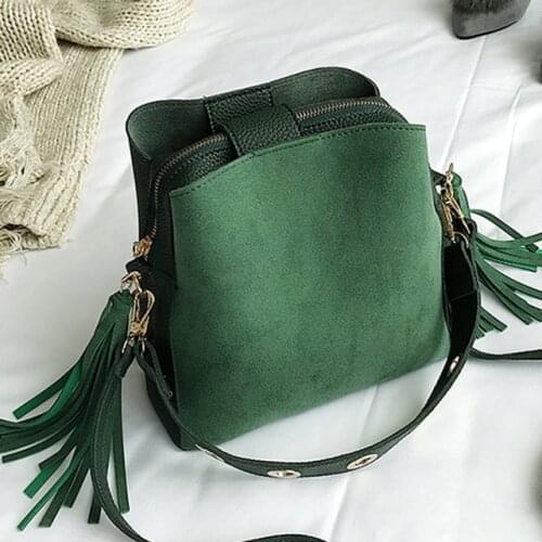 High Quality Retro Shoulder Bag Simple Crossbody Bag Tote 2021 New Fashion Scrub Women Bucket Bag Vintage Tassel Messenger Bag
