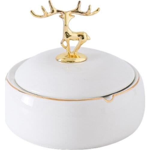 Creative Desktop Ornament Retro Elk Ashtray Portable Decorative Tray Cigarette Holder Tobacco Smoking Utensil