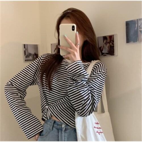 2020 New Arrivals Korean Stylish O-neck Stitching Color Striped Long-sleeved T-shirts Casual Lady Coton Tunic Spring Fall