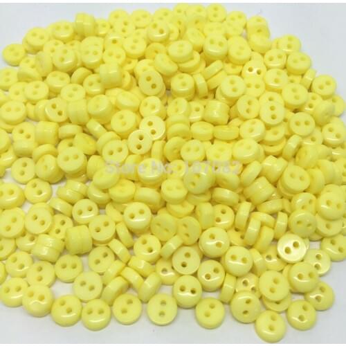 1000pcs Yellow Color 6mm Round Resin Mini Tiny Buttons Sewing Accessories Embellishments BUTTON Scrapbook