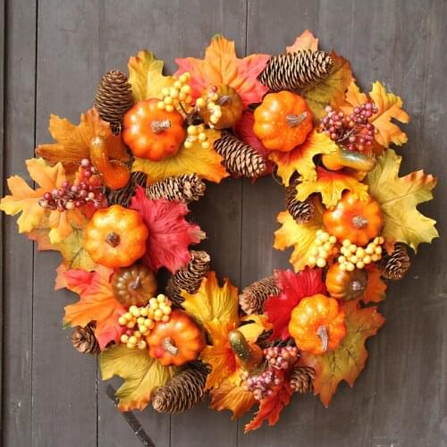 Hot Sale Thanksgiving Harvest Wreath with Pumpkins Maple Leaves Berries Autumn Fall Wreath for Front Door Decoration