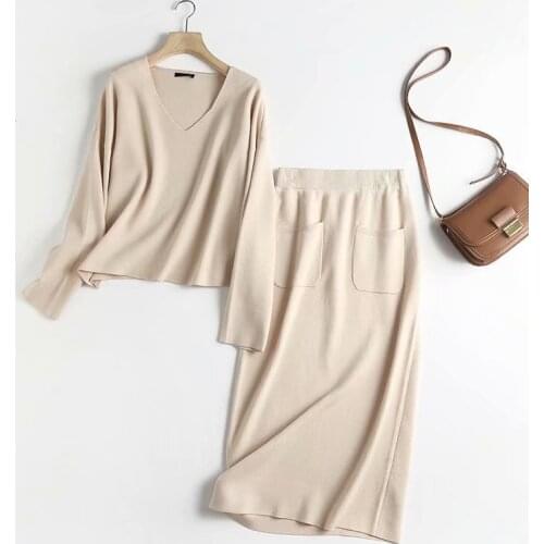 Za 2021 Chic Beige Knitted Women Soft Sweaters Fashion Autumn Elegant V Neck Loose Female Pullovers Casual Mujer Tops