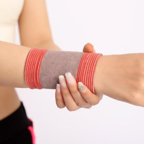 Adjustable Soft Wristbands Wrist Support Bracers For Gym Sport Basketball Carpal Protector Breathable Wrap Band Strap Safety