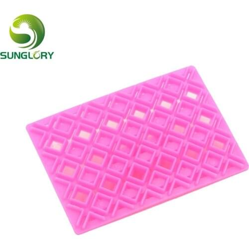 Petal Quilt Embosser For Cupcake Decoration Plastic DIY Square Biscuit Mold Lace Cookie Cutter Fondant Decoration Baking Tools