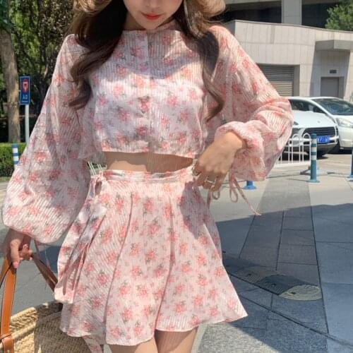 Pink Floral Sweet Two Piece Set Women Long Sleeve Loose Shirt Blouse Crop Top + Bandage Shorts Sets Holiday 2 Piece Pant Suits