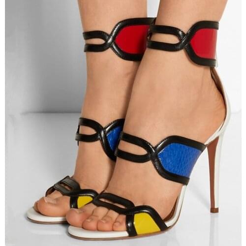 Akamatsu Women's Shoes With A Strap