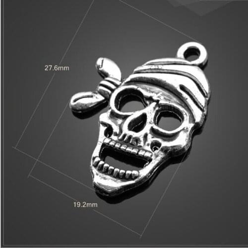 High quality 20 PCS/Lot 19.2mm*27.6mm alloy antique silver plated people head pirate head charms