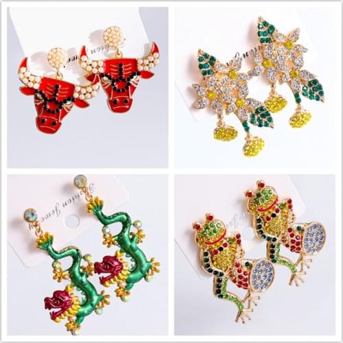 New Designs Green Dragon Shaped Earrings High Quality Metal Animal Crystals Drop Earring Fashion Jewelry Accessories For Women