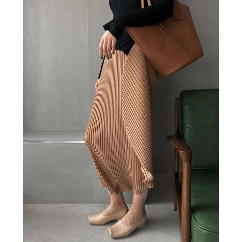 Jintian / Jintian is also a pleated lace with black / camel tail